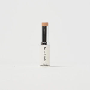 Max and Louie Air Brush Finish Foundation Stick